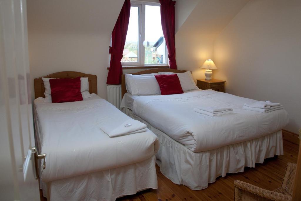 Ceol Na Mara Holiday Homes - Cois Tra & Cor Na Dtonn Enniscrone Zimmer foto